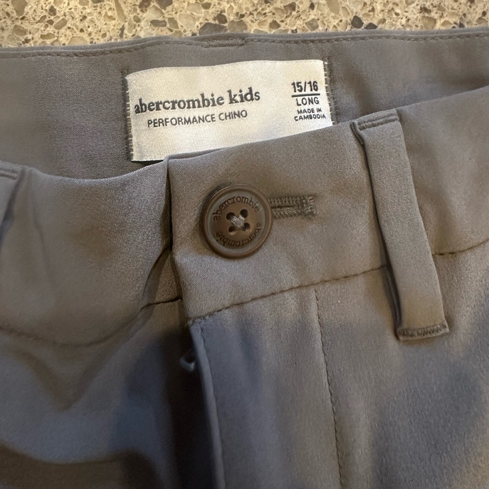 boys Abercrombie Kids performance.chinos